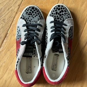 Vintage Havana Grey Cheetah sneakers, size 10